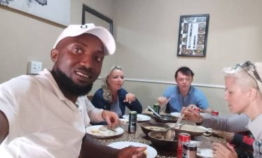 DINNER AND LOCAL PUBS TOUR- COMBO / Tour Con Cene